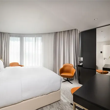 Clarion Congress Hotel 4*